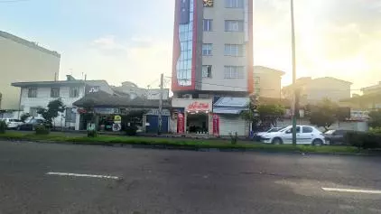 مشاور املاک آبان