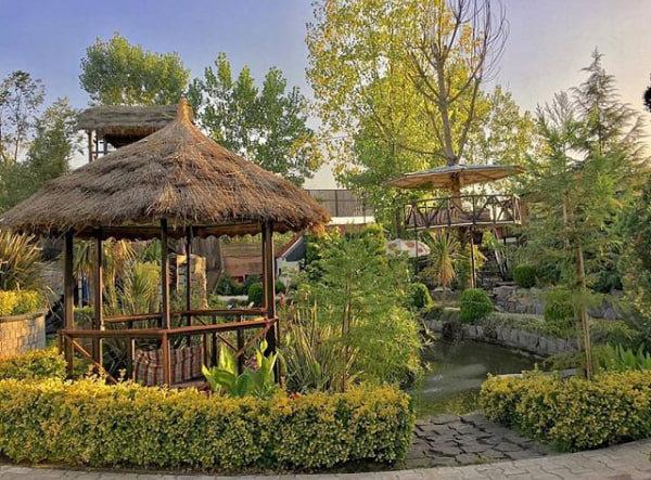 باغ رستوران در رشت