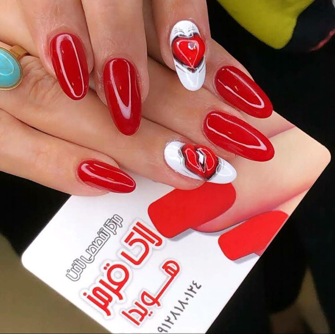 مرکز تخصصی ناخن لاک قرمز رشت