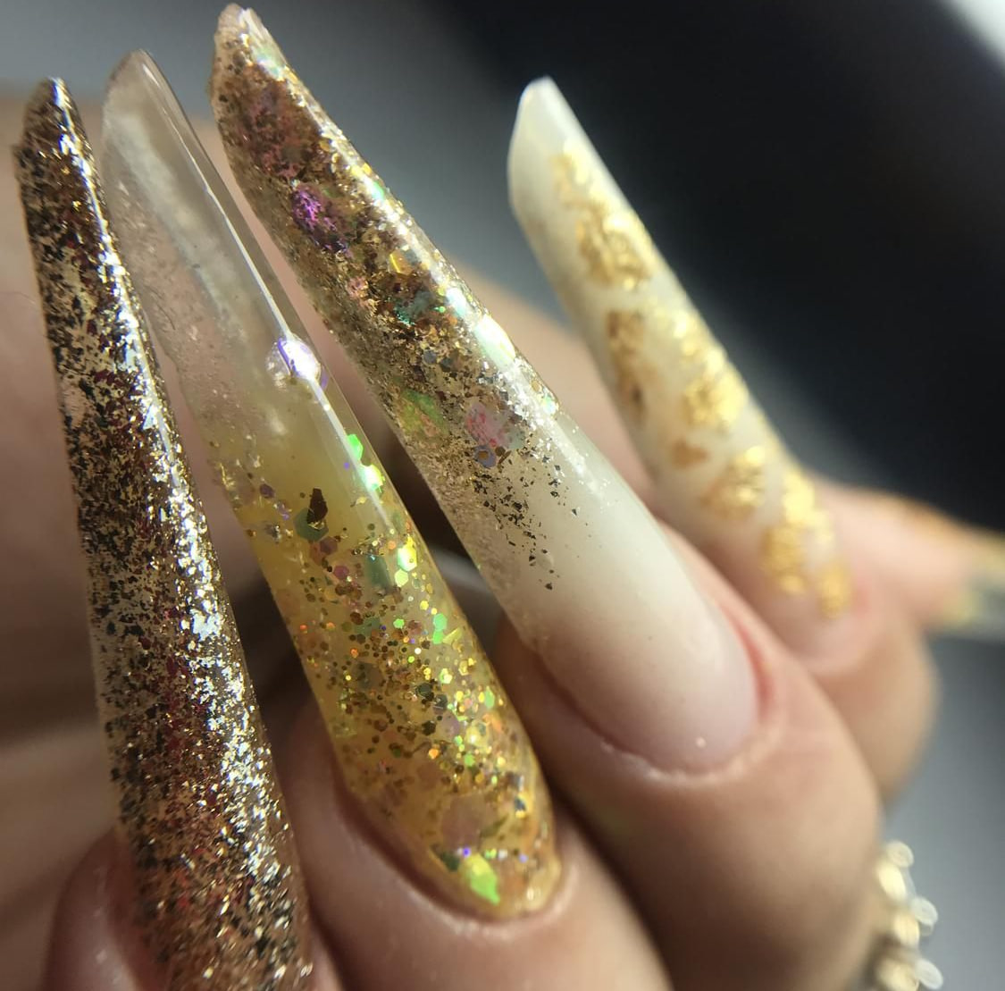 کاشت ناخن مارال