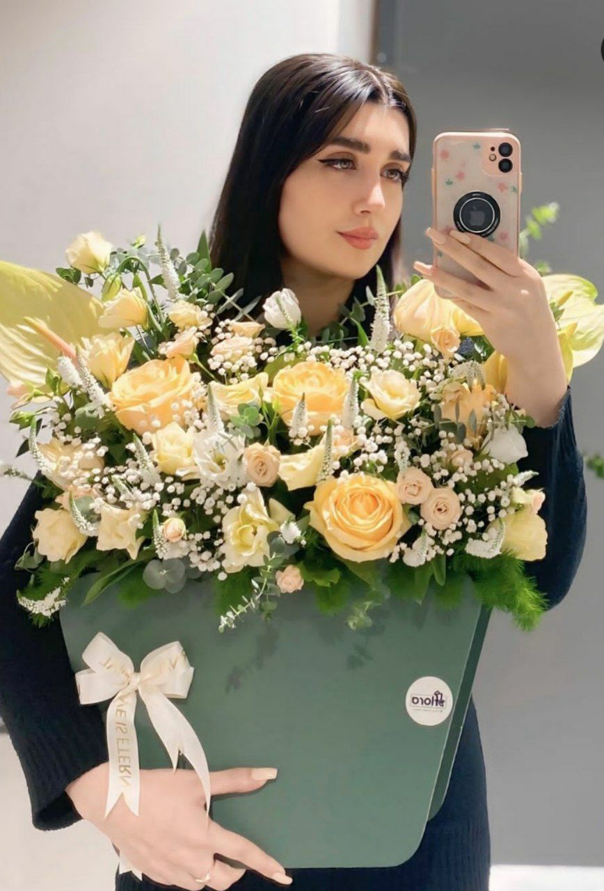 کاشت ناخن سارینا بختیاری