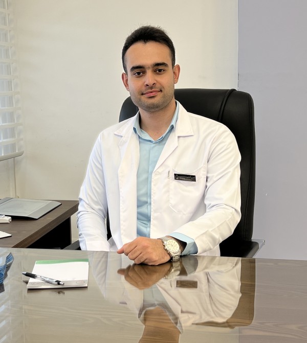 شایان اکبری