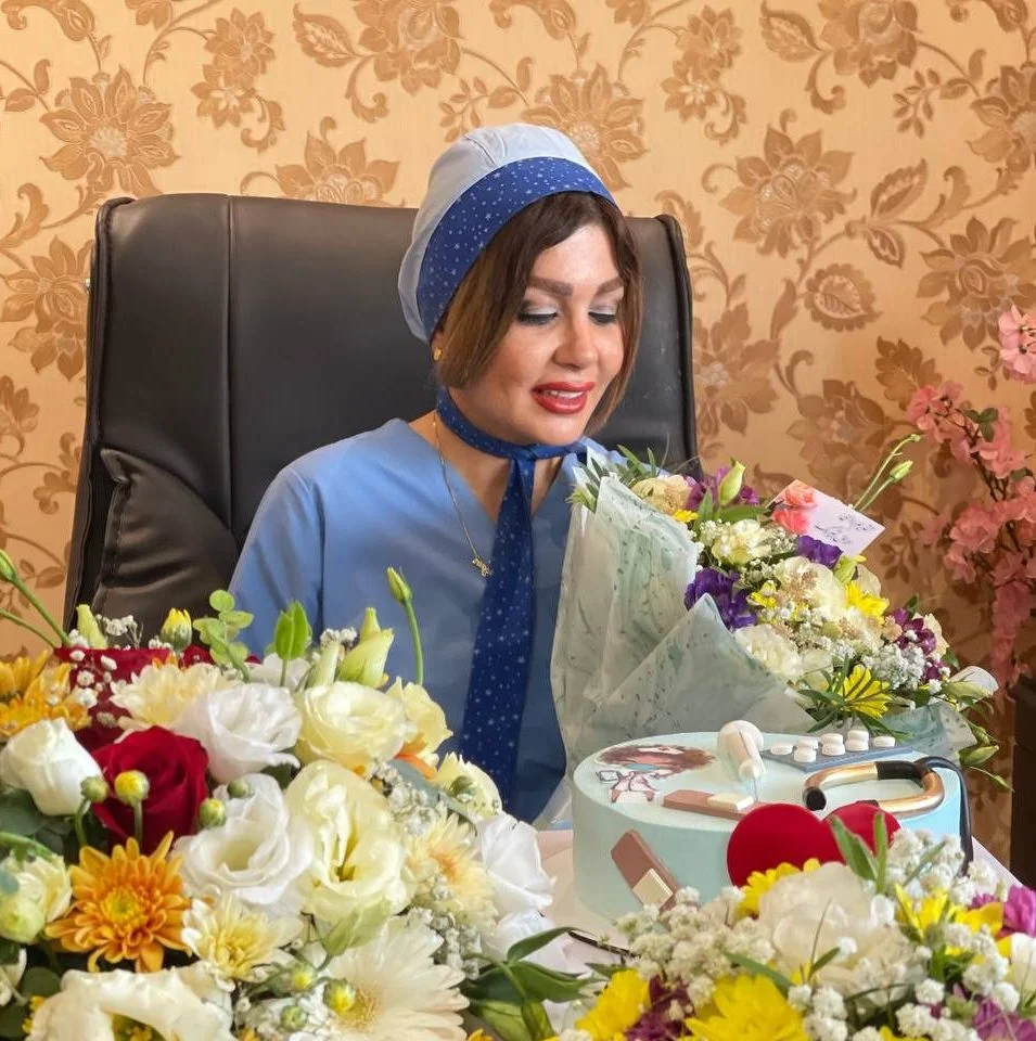  دکتر نگین نجمی