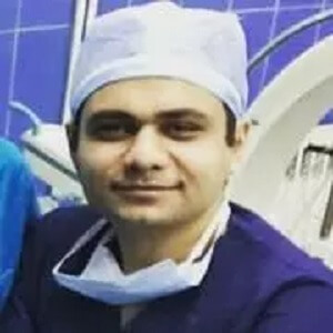 دکتر آرش خدادوست