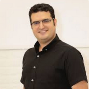 دکتر امیر داودی