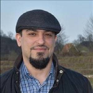 دکتر عنایت خلیقی سیگارودی