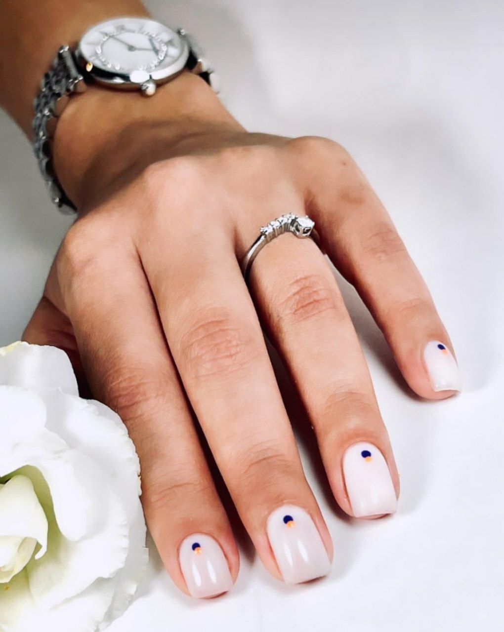 آکادمی تخصصی کاشت ناخن پرستو صراف