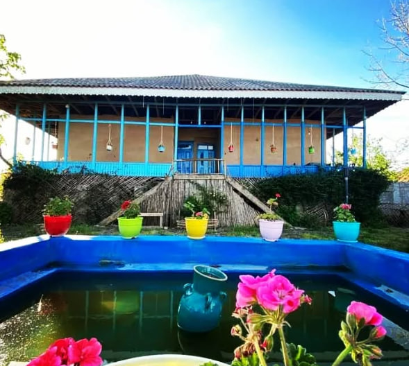 اقامتگاه بوم گردی گیلخانه