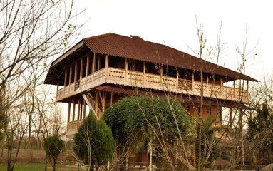 اقامتگاه بوم گردی عمارت ملک