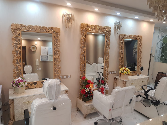 سالن زیبایی ماندانا حقدوست