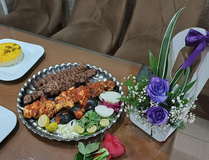 غذای رستوران گردشگری ریژان