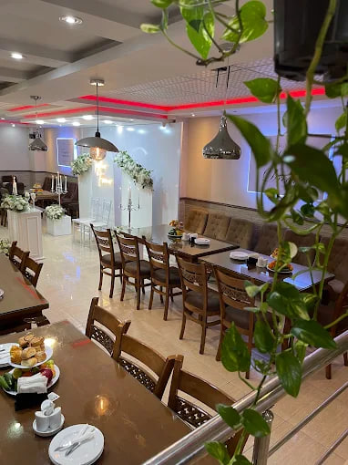 محیط رستوران گردشگری ریژان 2