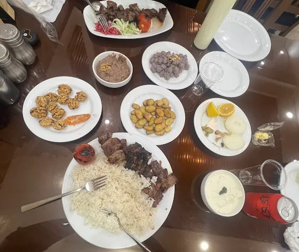 غذای رستوران کاسی