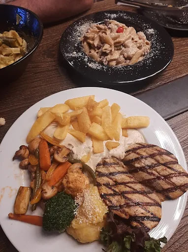 غذای رستوران بارسا 3