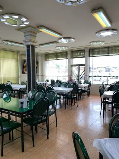 رستوران جهانگیر رشت