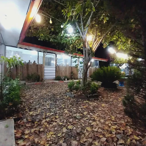 فضای کافه سنتی سلطان