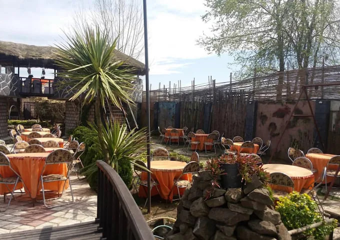 باغ رستوران پرنیان رشت