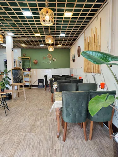 محیط گیله لوی کباب