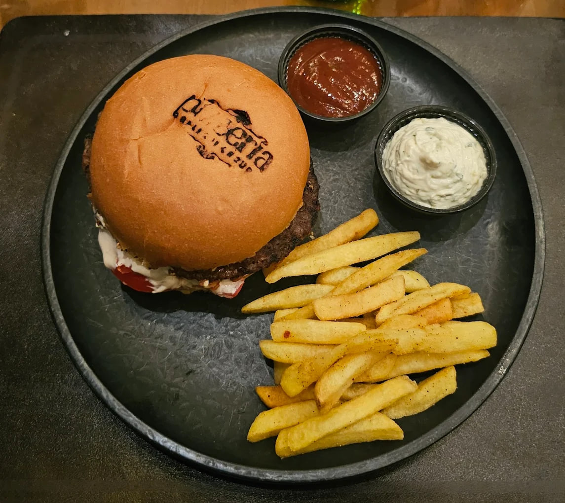 غذای فست فود پیزریا