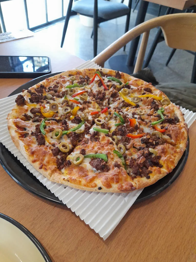 پیتزای بوم برگر 2