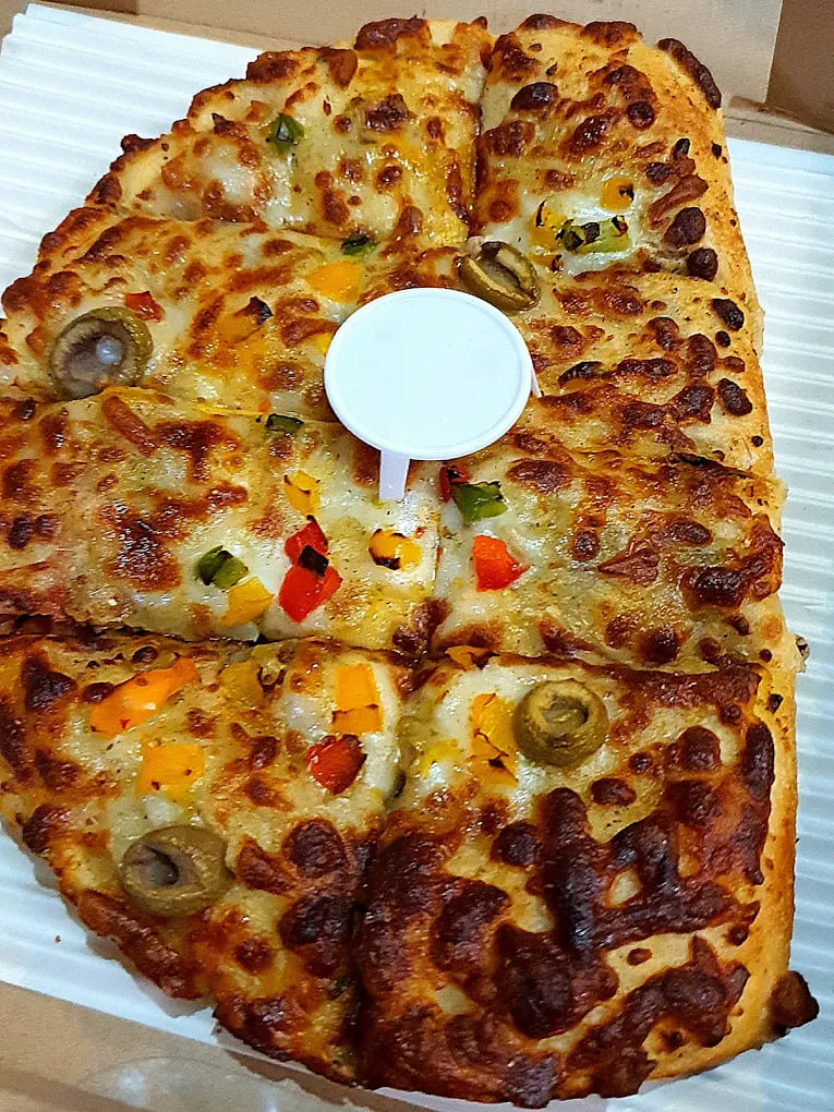 پیتزای پیتزا امیر