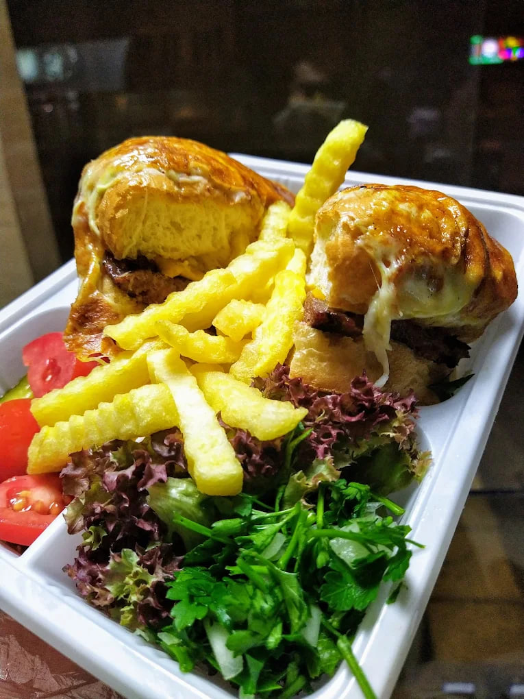 پیتزا نوید 3