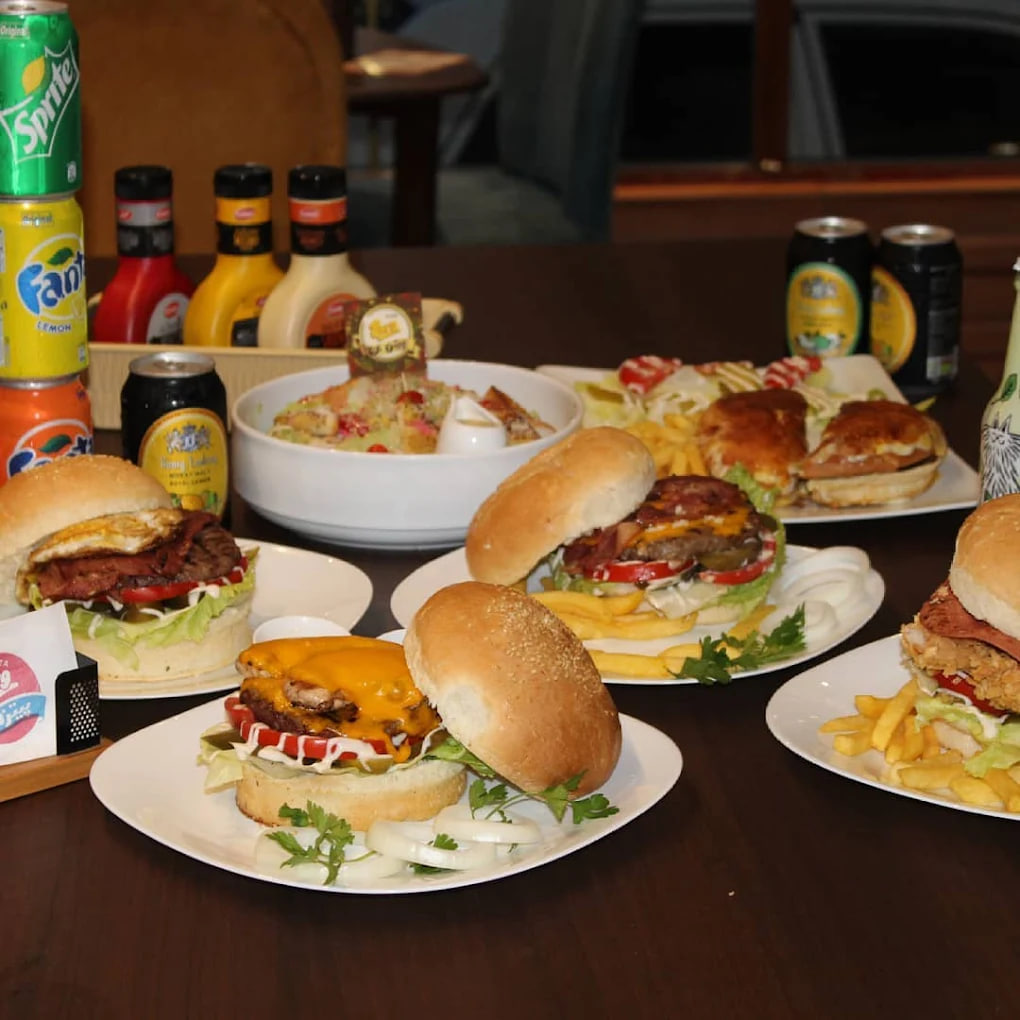 ساندویچ پیتزا برج