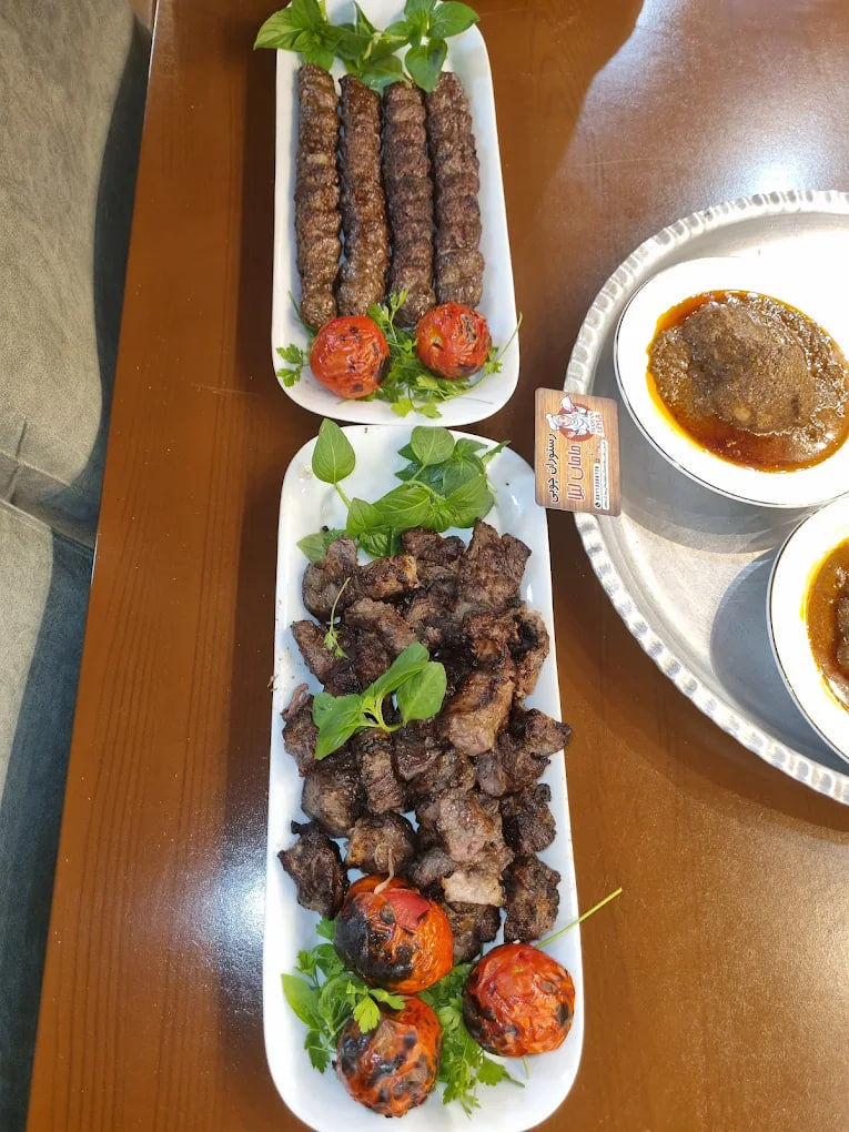 غذای رستوران چوبی مامان لیلا 2