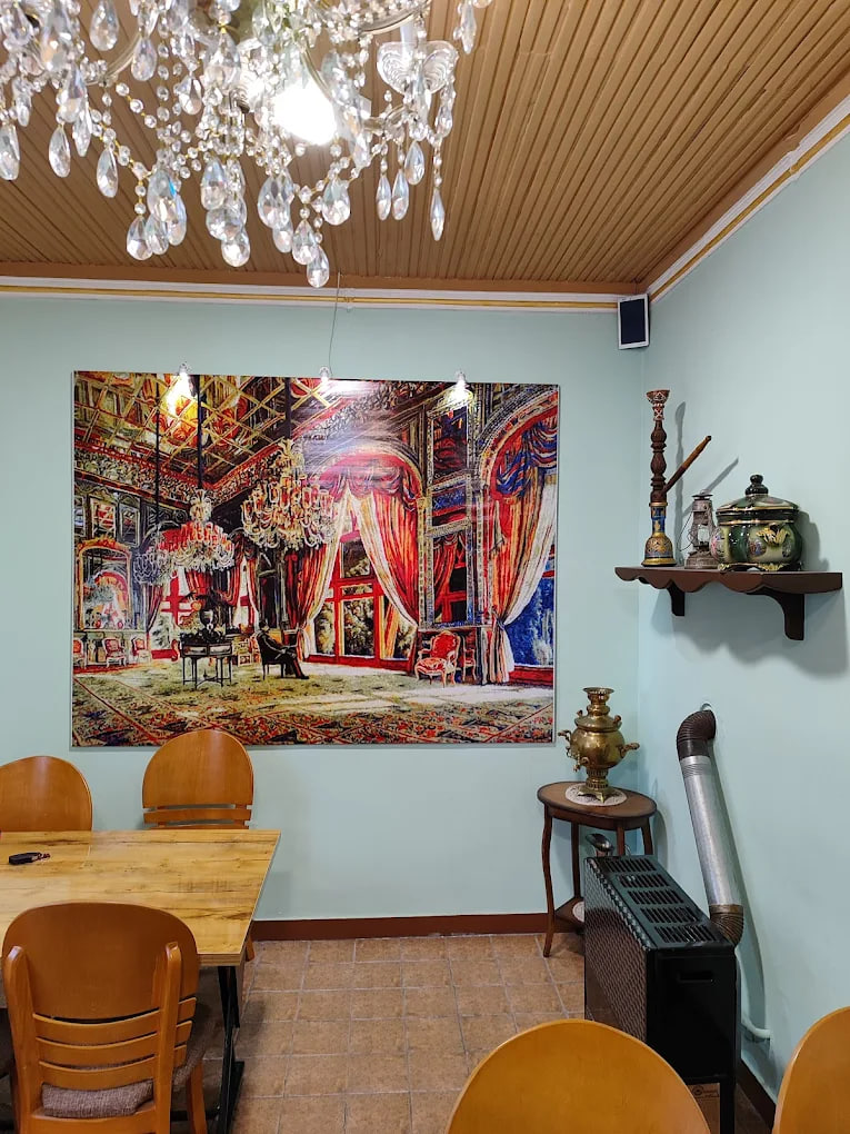 محیط رستوران شمس تبریز