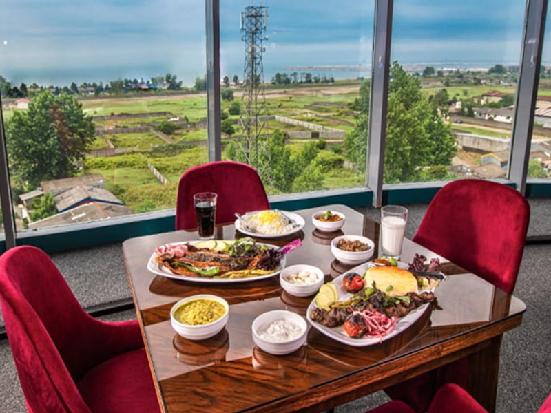 غذای رستوران ویونا