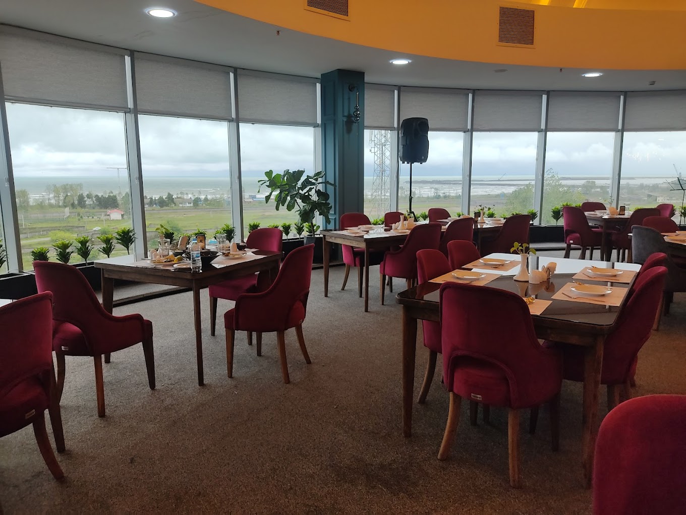 رستوران ویونا گردون