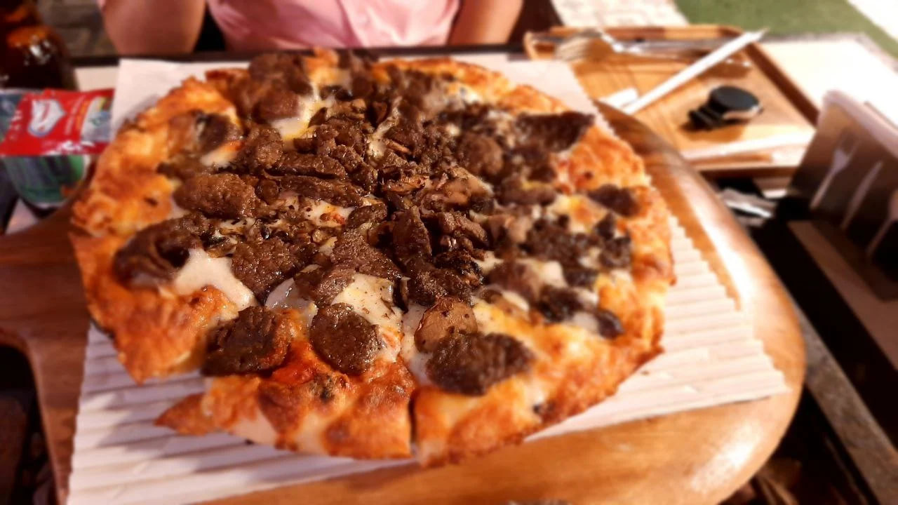 پیتزای خانه برگر