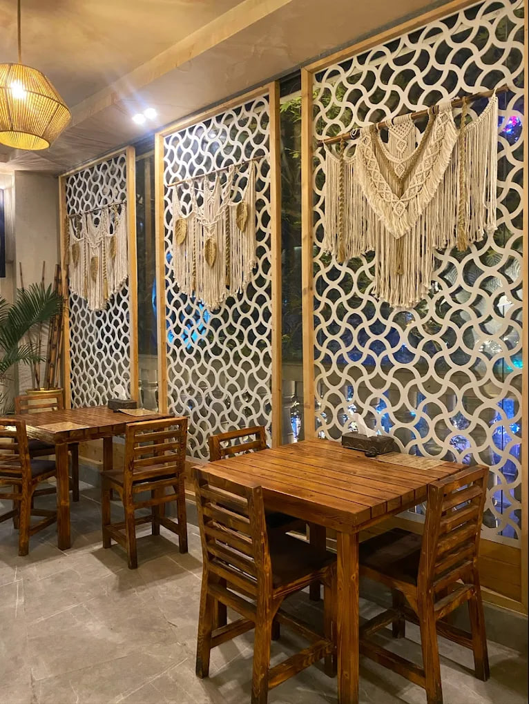 محیط کافه هنر