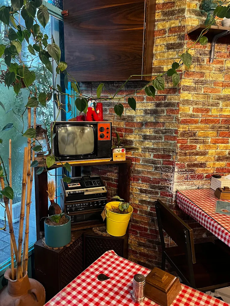 فضای کافه گندم 2