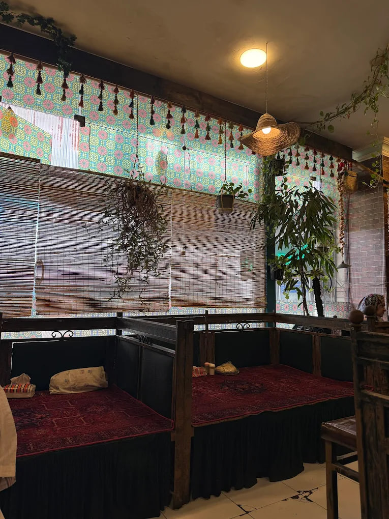 محیط رستوران جان مار 2