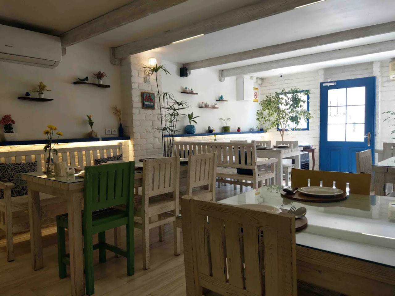 محیط رستورانمون 1