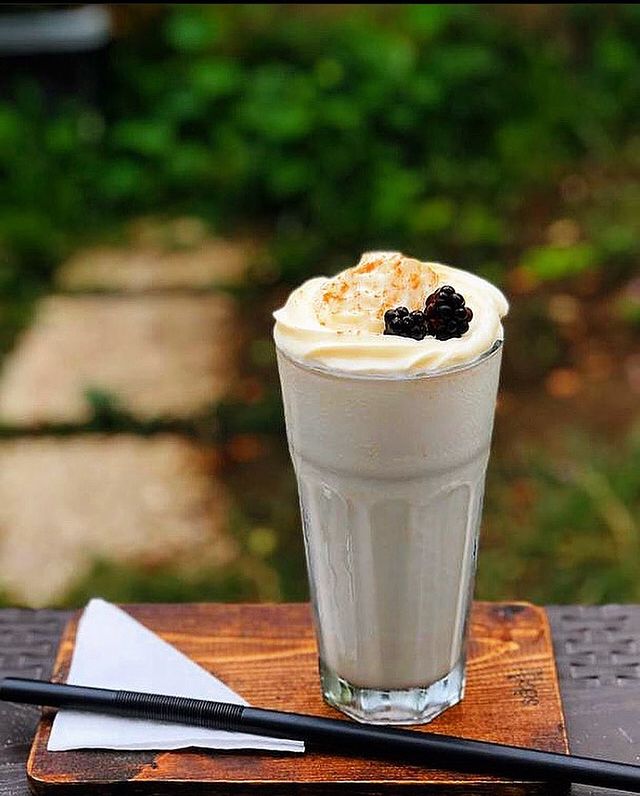 منوی کافه کتاب اردیبهشت 1