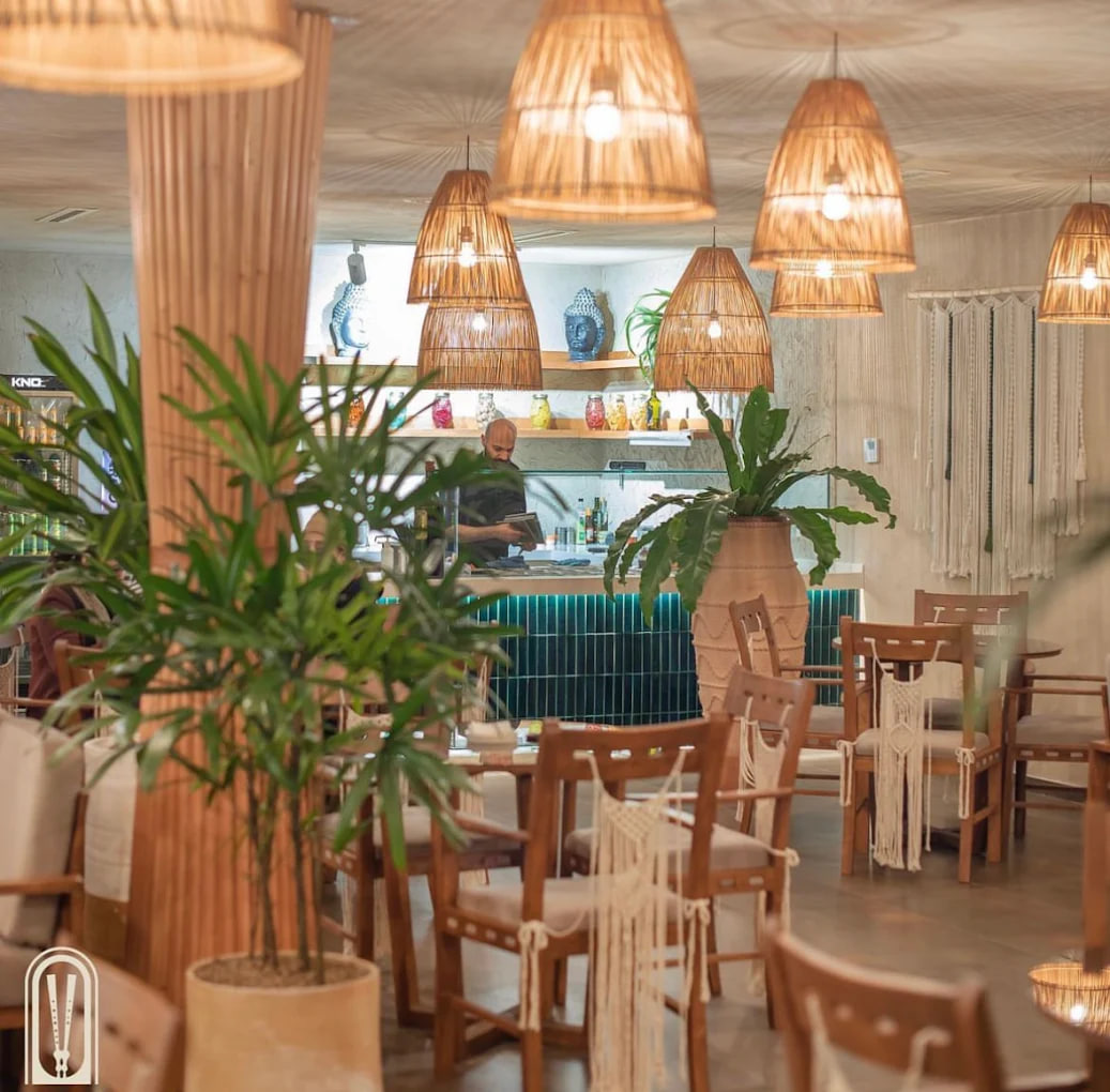 محیط کافه آولوس