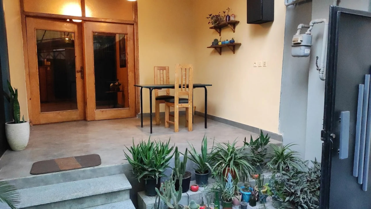 محیط کافه خشت 2