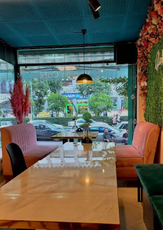 محیط کافه وانیلا 1