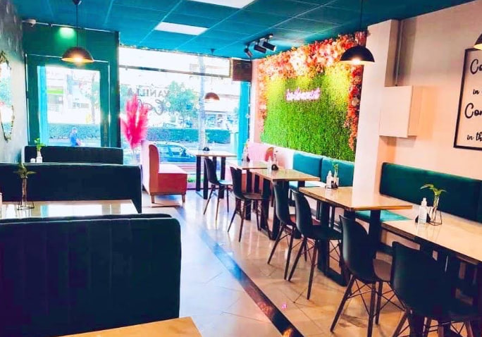 محیط کافه وانیلا 2