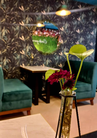 فضای کافه وانیلا