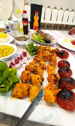 غذای رستوران باغ امپراطور