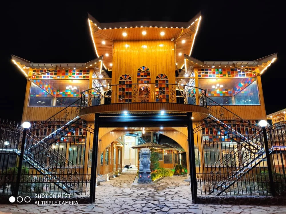 کافه رستوران دراگون