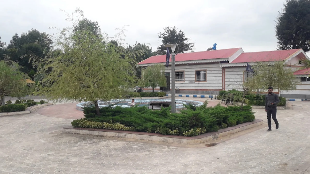 فضای رستوران یاس