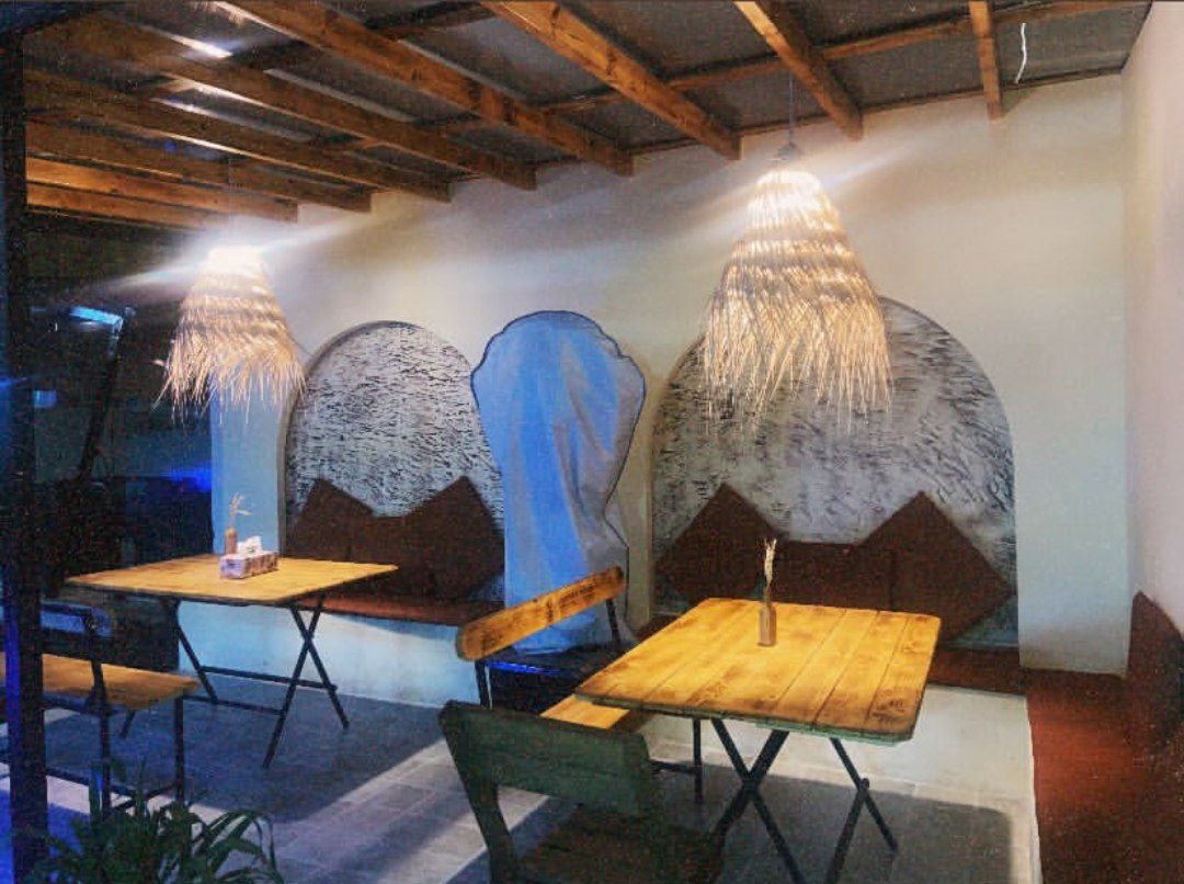 کافه نادری رشت