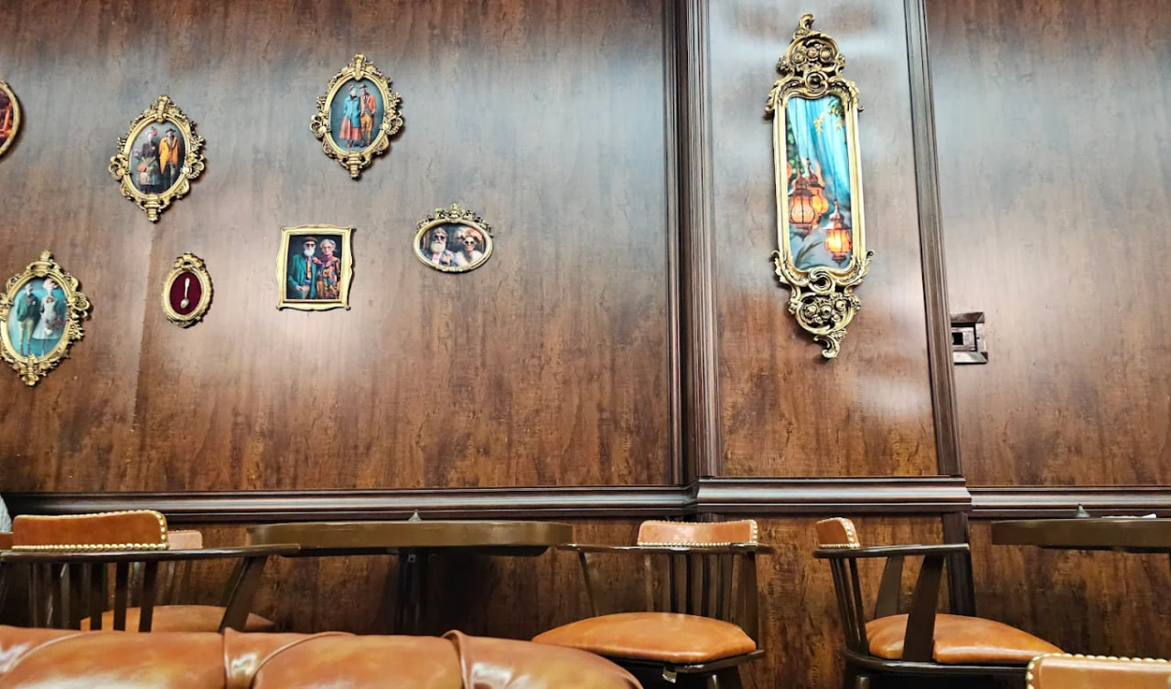 کافه باقلوا باکلاوانیا رشت