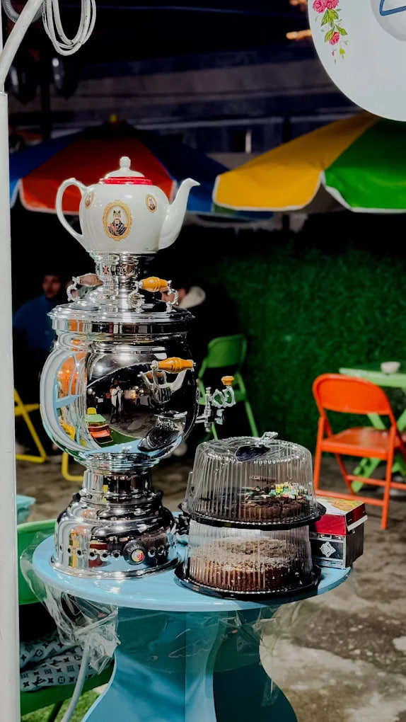 فضای کافه نعلبکی‭