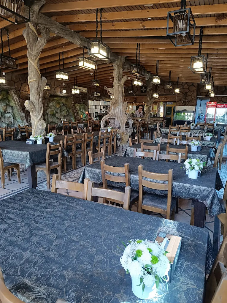 رستوران سنتی مهیار رشت