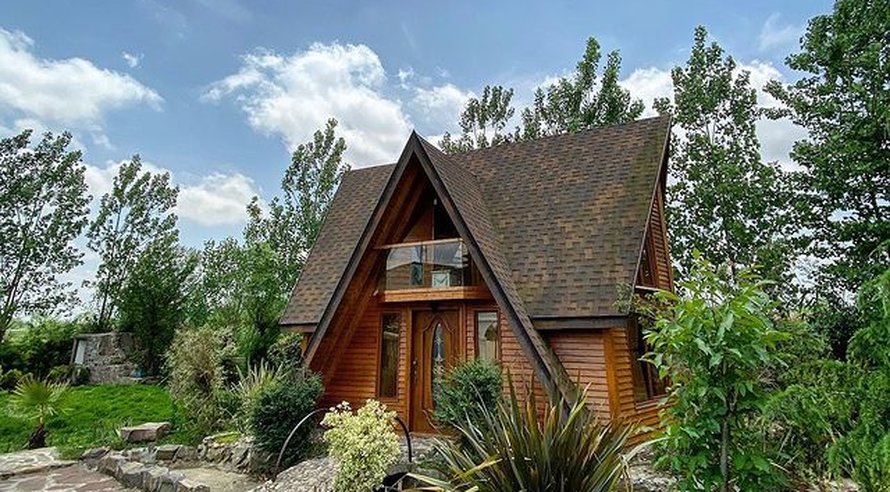 کلبه چوبی صدف